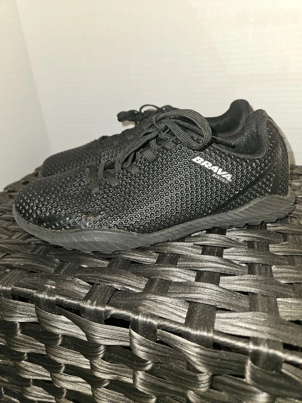 Brava Kids Black Knit Lace-Up Soccer Cleats